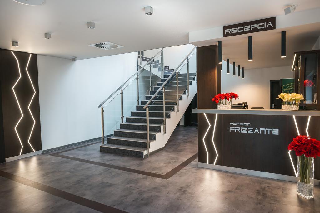 Guest House Frizzante Turčianske Teplice エクステリア 写真